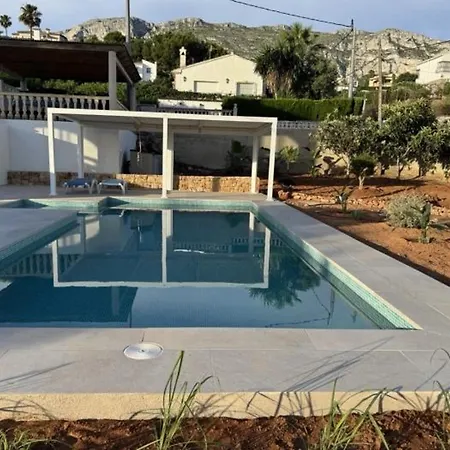 En Con Wi-fi, Aire Acondicionado, Piscina Privada Y Parking - Es-373-54 Villa *
