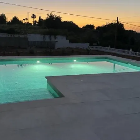 En Con Wi-fi, Aire Acondicionado, Piscina Privada Y Parking - Es-373-54 Dénia