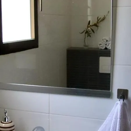 En Con Wi-fi, Aire Acondicionado, Piscina Privada Y Parking - Es-373-54 *